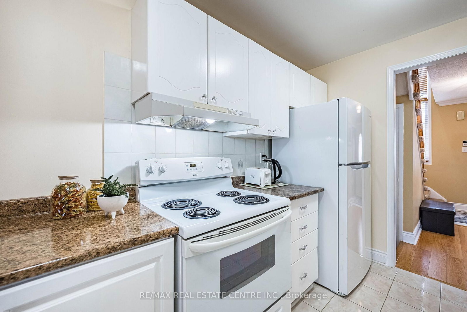 Detached House for sale at 1 Northgate Boulevard, Brampton, Ontario, L6S 4G6 - Westgate - MLS: W13006074