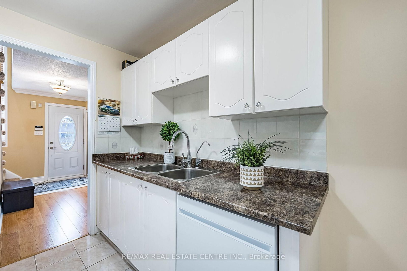 Detached House for sale at 1 Northgate Boulevard, Brampton, Ontario, L6S 4G6 - Westgate - MLS: W13006074