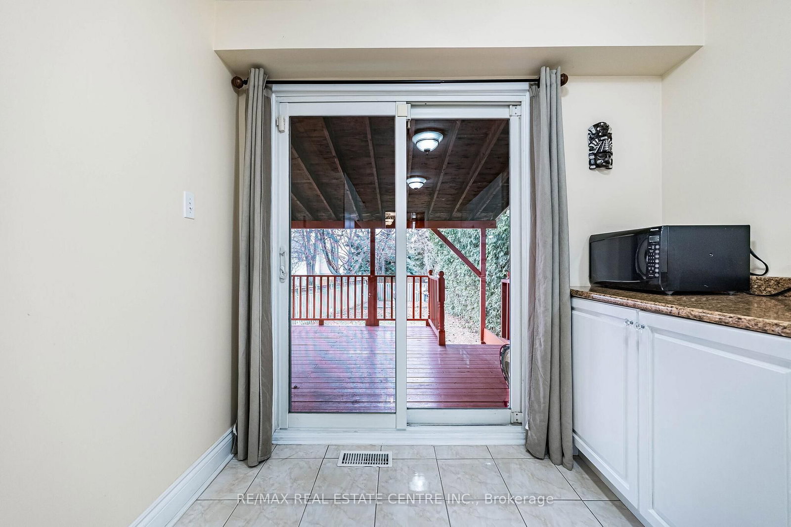 Detached House for sale at 1 Northgate Boulevard, Brampton, Ontario, L6S 4G6 - Westgate - MLS: W13006074