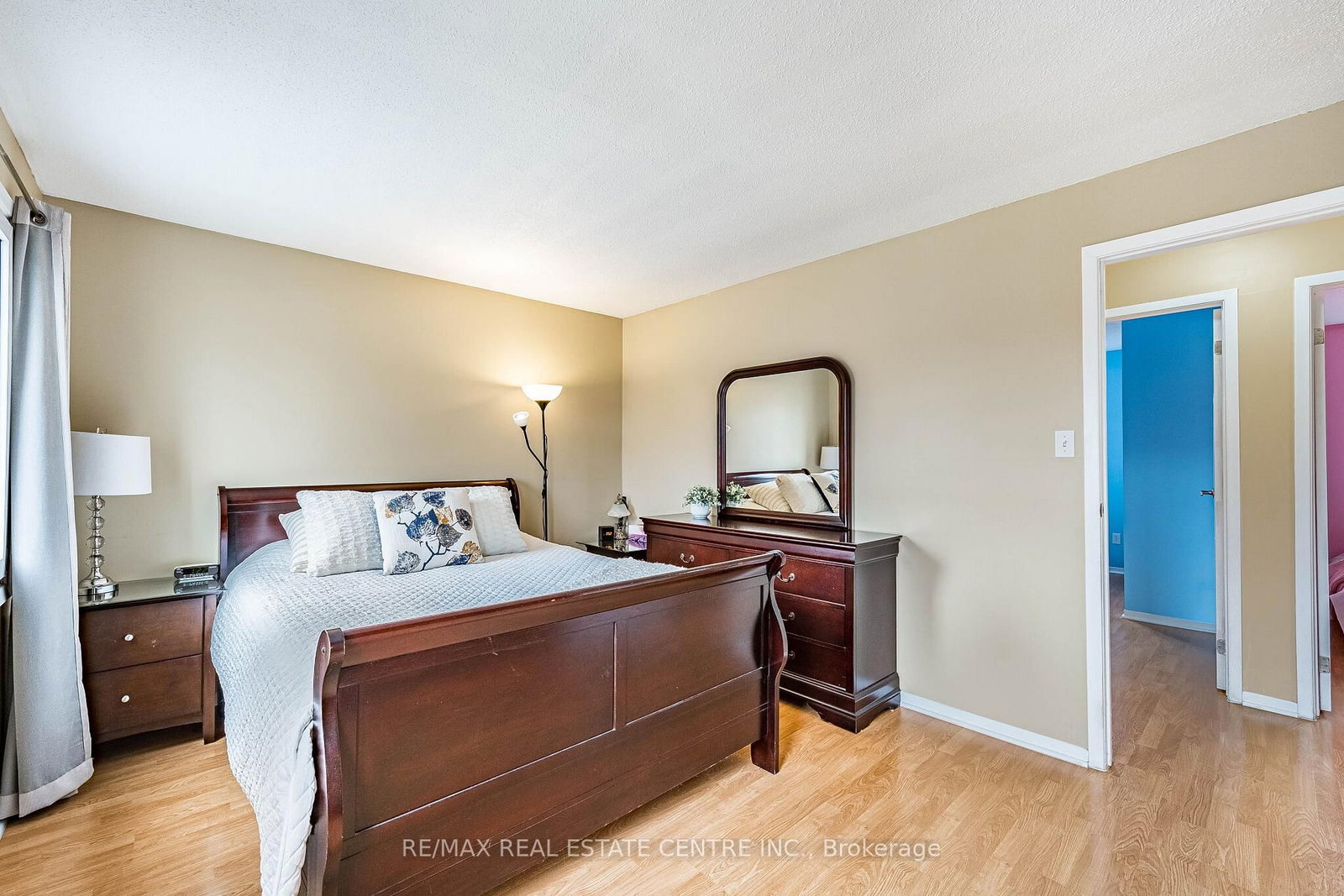 Detached House for sale at 1 Northgate Boulevard, Brampton, Ontario, L6S 4G6 - Westgate - MLS: W13006074