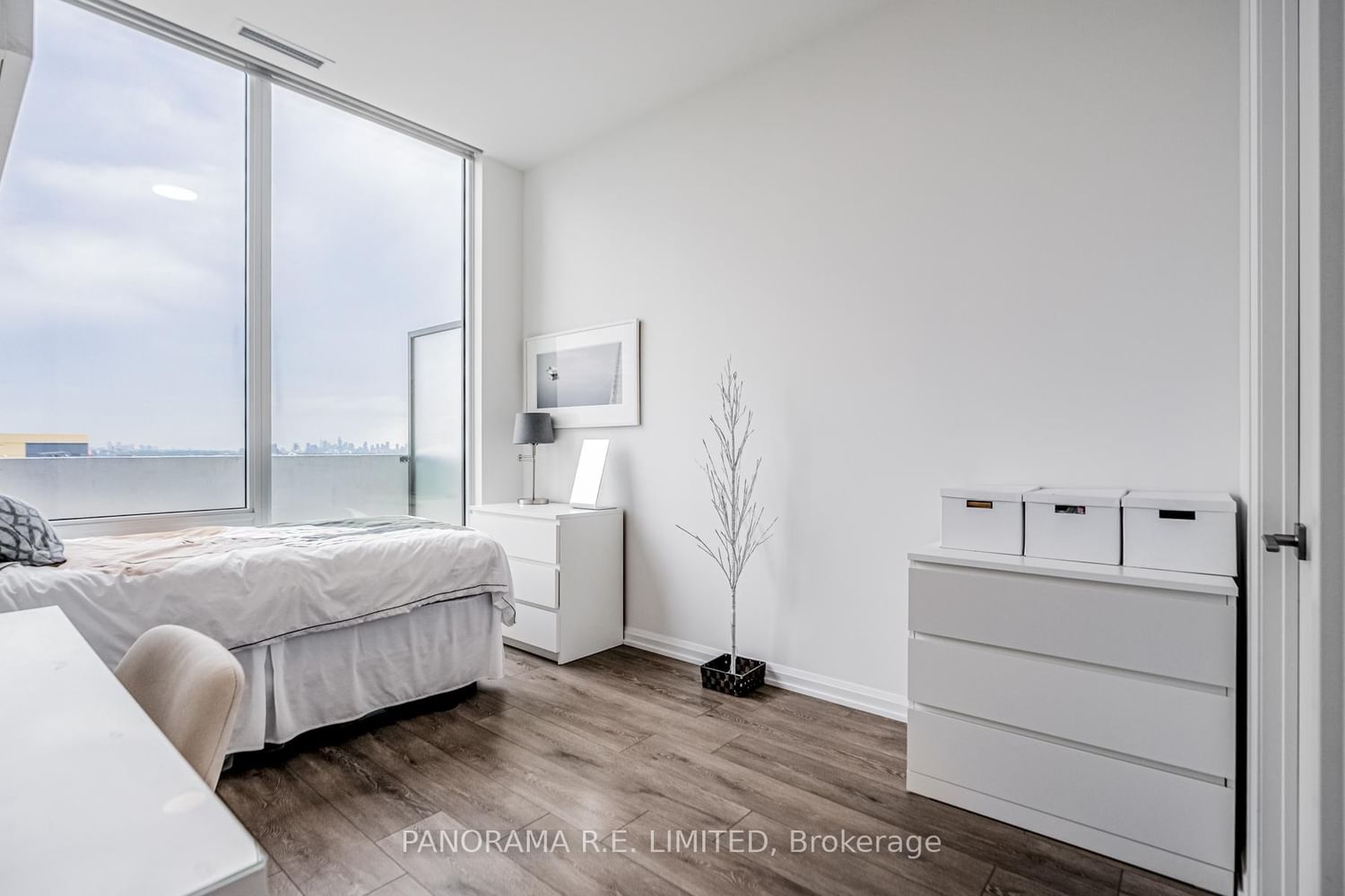 4208 Dundas Street W, Unit 802 - Photo 12