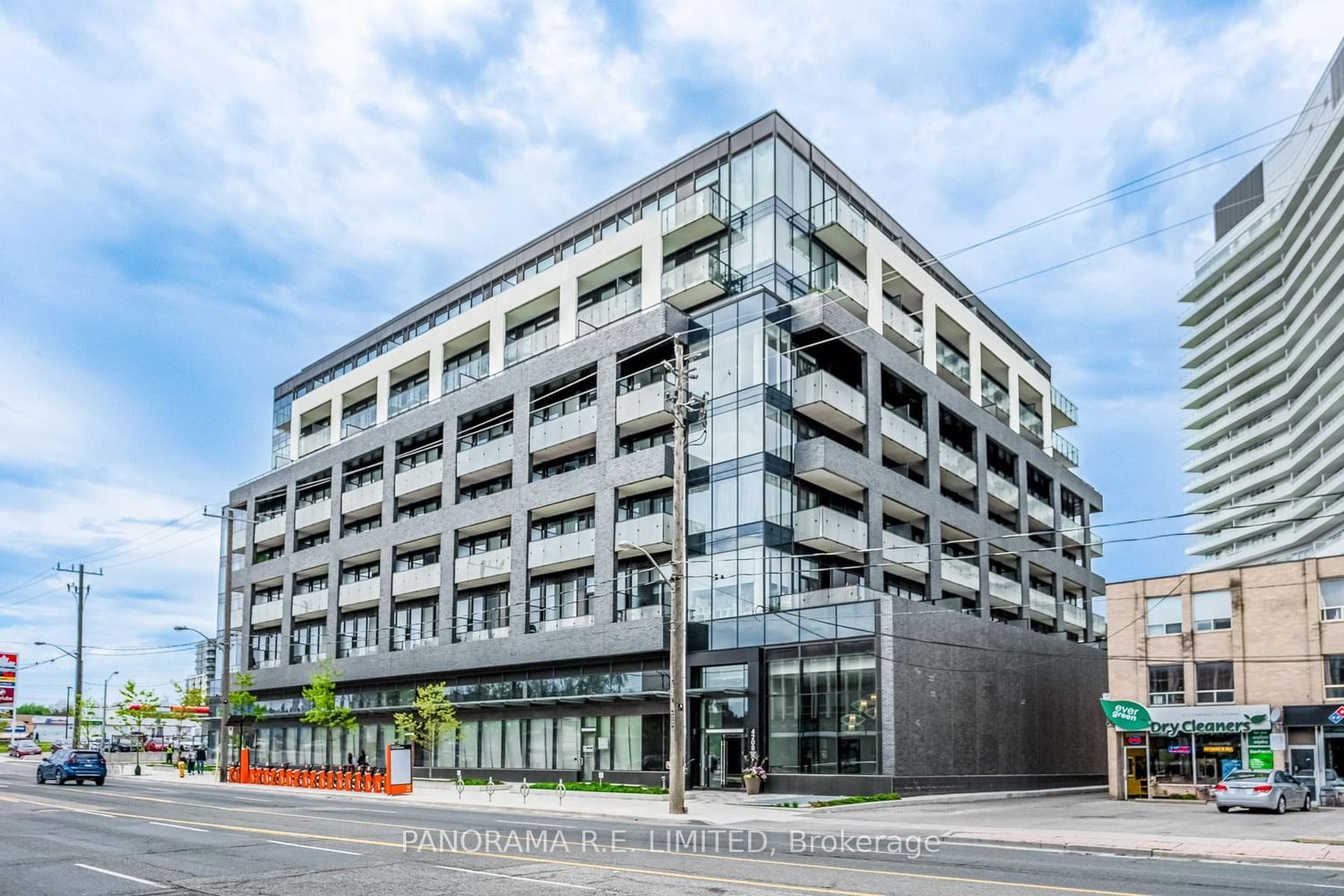 4208 Dundas Street W, Unit 802 - Photo 27