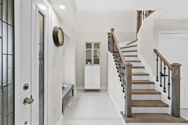 22 - 1176 Jamesway Blvd, Oakville, L6H 2Z9 | Image 3