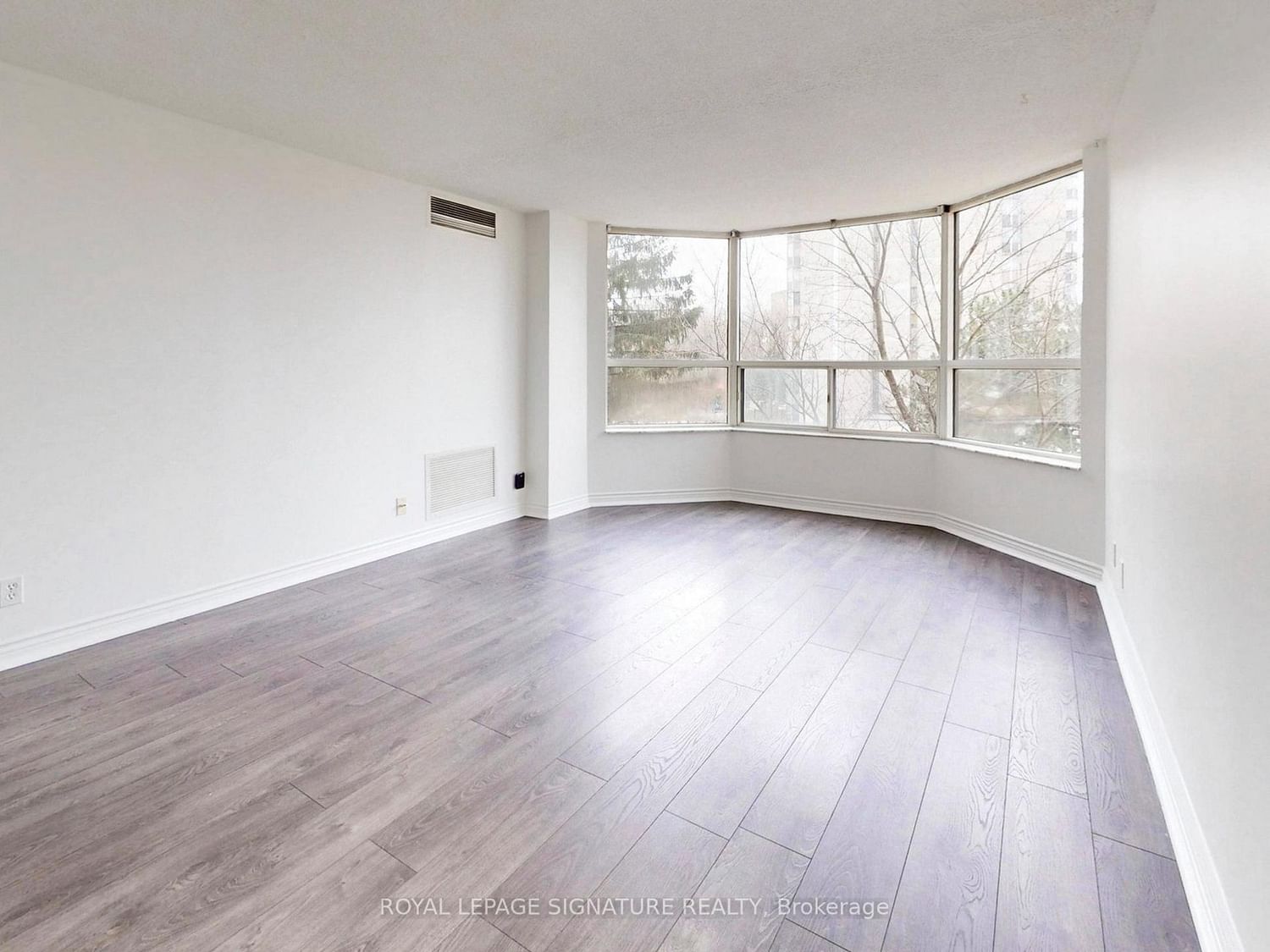 6 Humberline Drive, Unit 303 - Photo 12