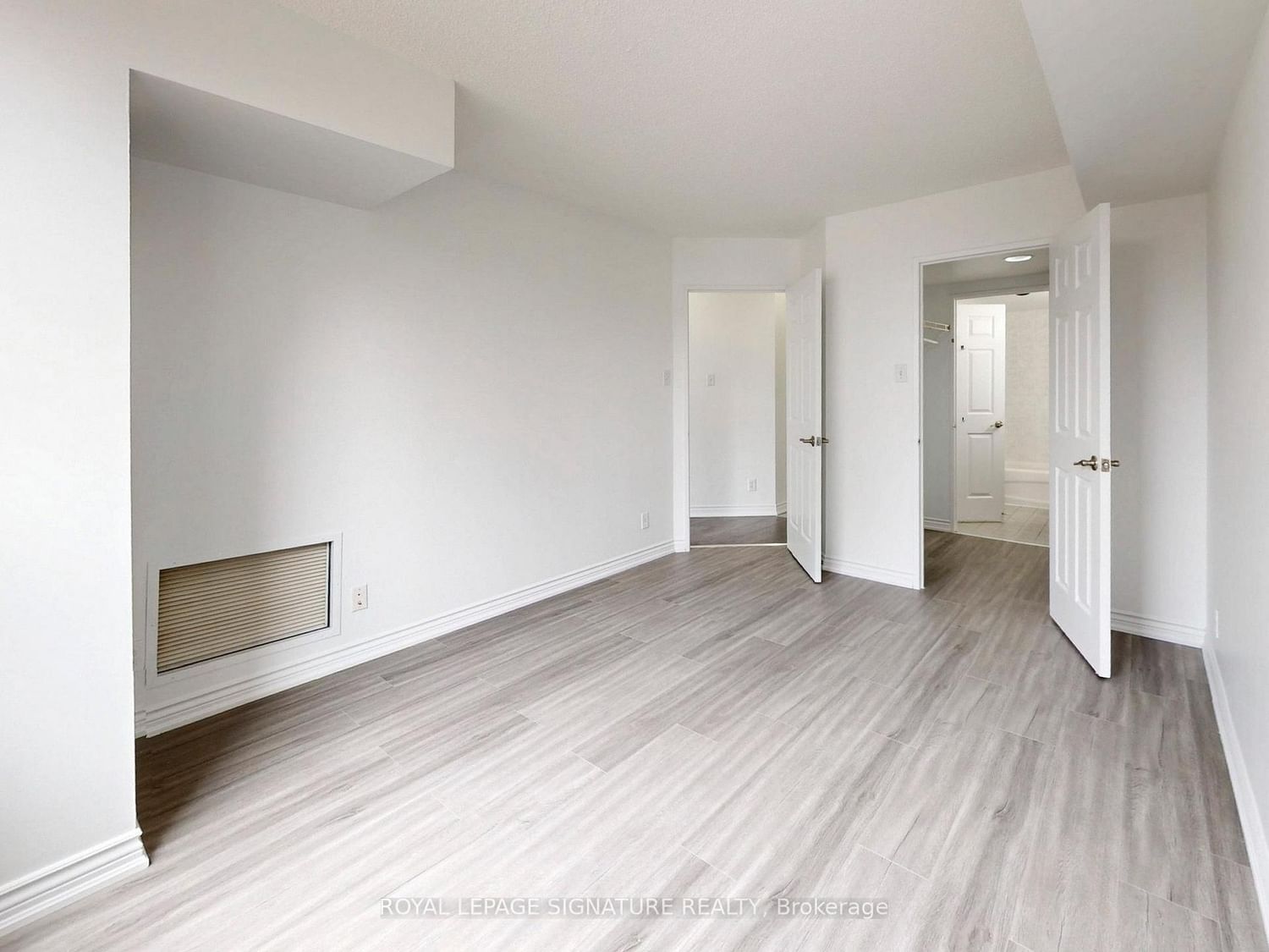 6 Humberline Drive, Unit 303 - Photo 19