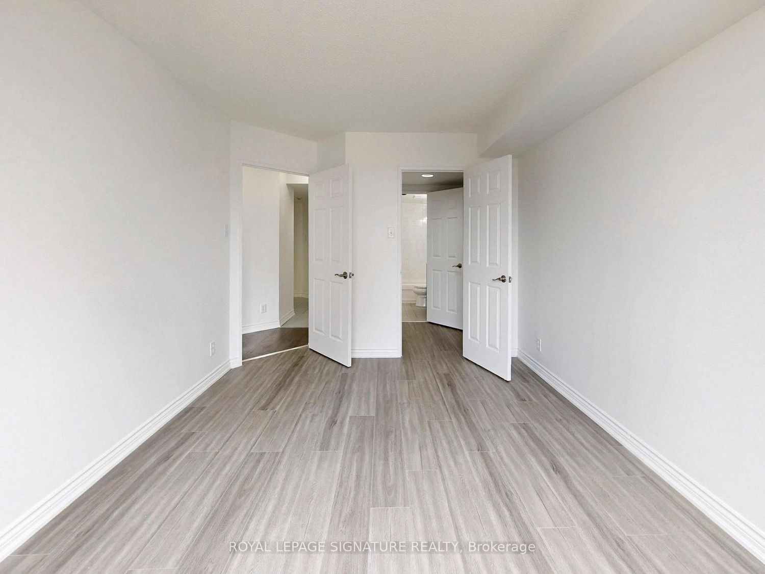 6 Humberline Drive, Unit 303 - Photo 20