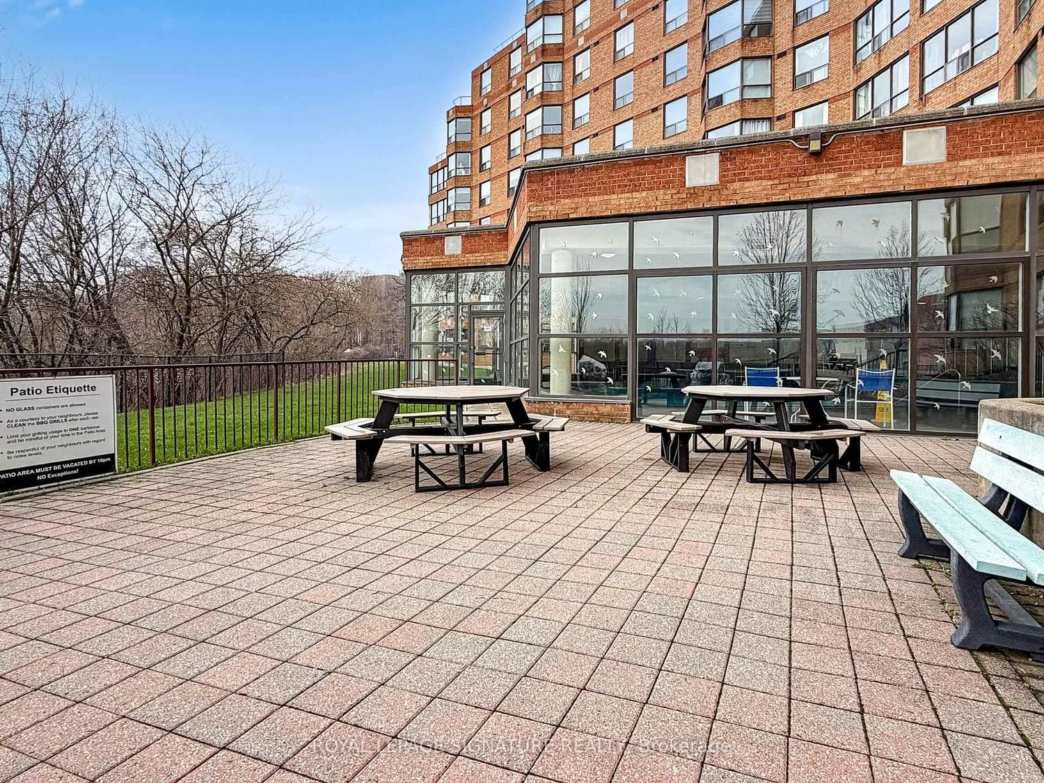 6 Humberline Drive, Unit 303 - Photo 33