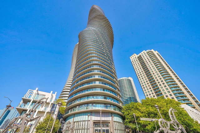 2002 - 60 Absolute Avenue