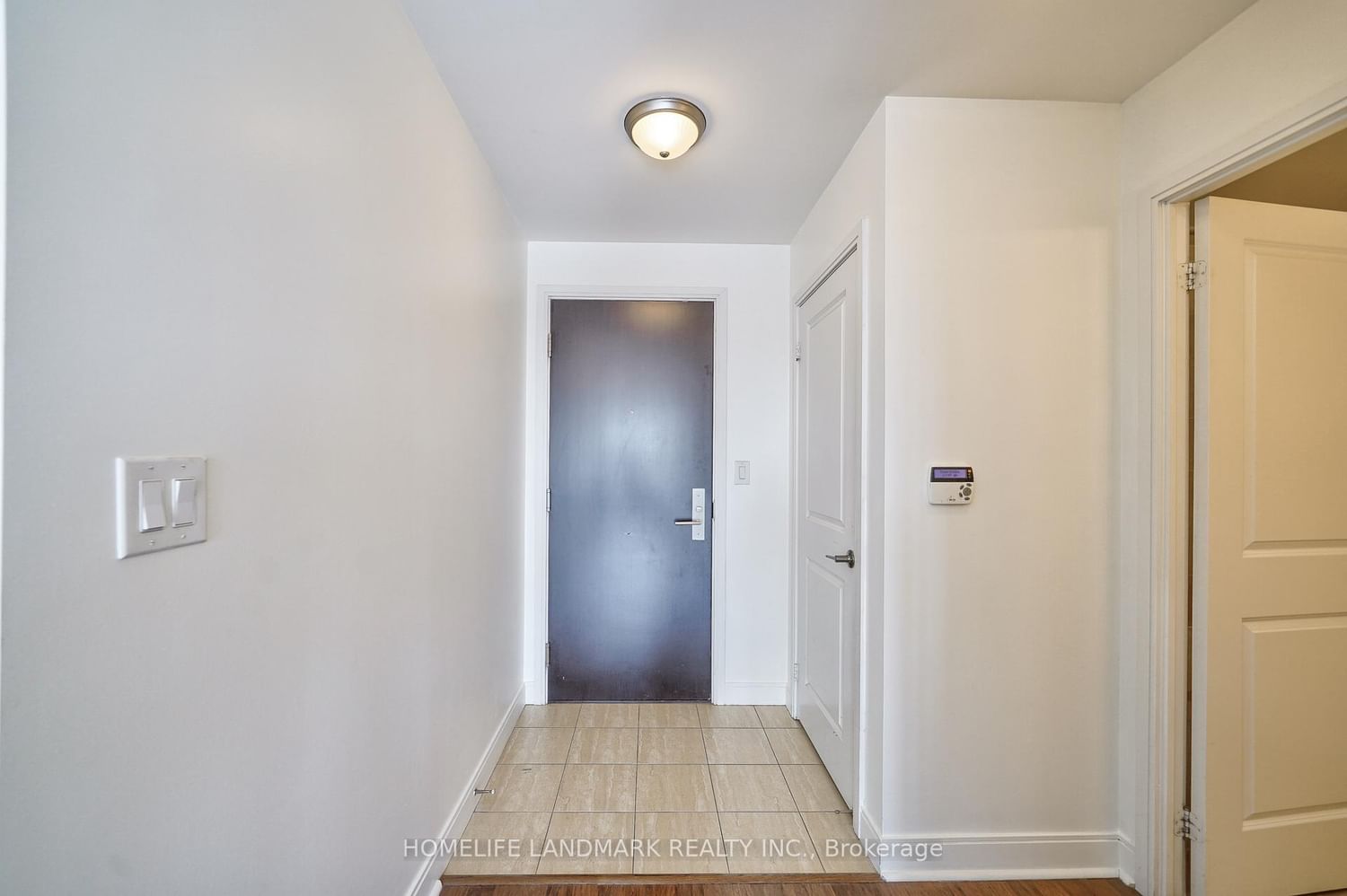 60 Absolute Avenue, Unit 2002 - Photo 4