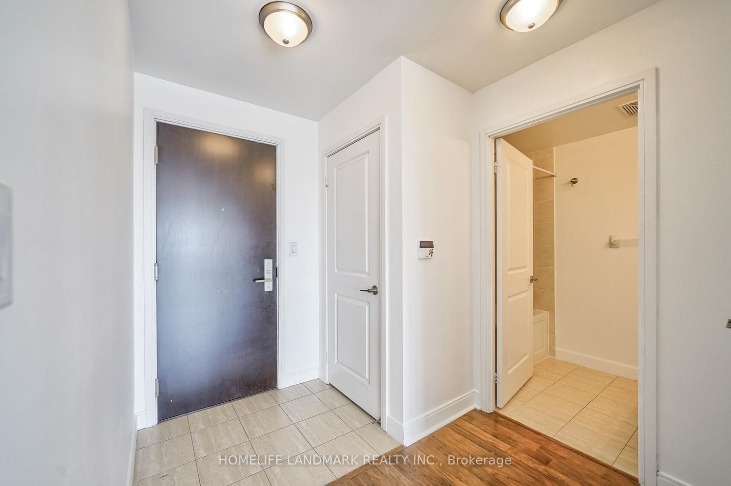 60 Absolute Avenue, Unit 2002 - Photo 5