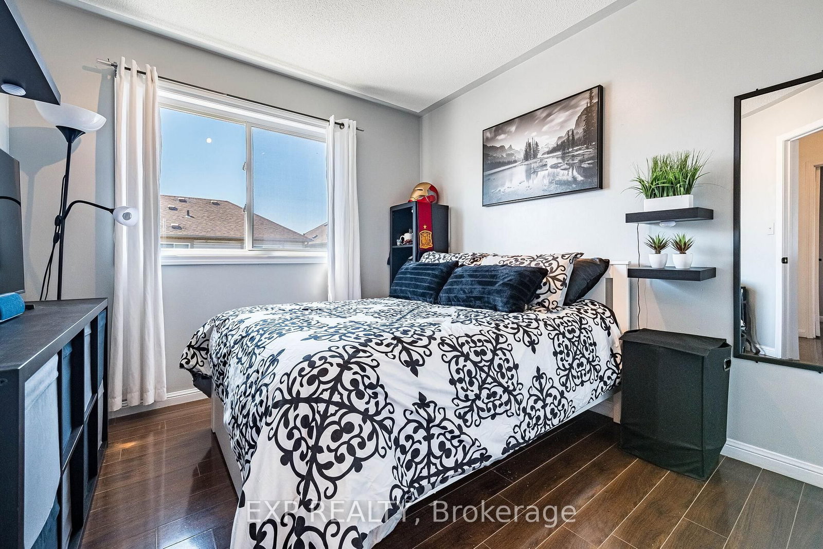 Semi-Detached House for sale at 53 Sweetwood Circle, Brampton, Ontario, L7A 2X7 - Fletcher's Meadow - MLS: W13006352