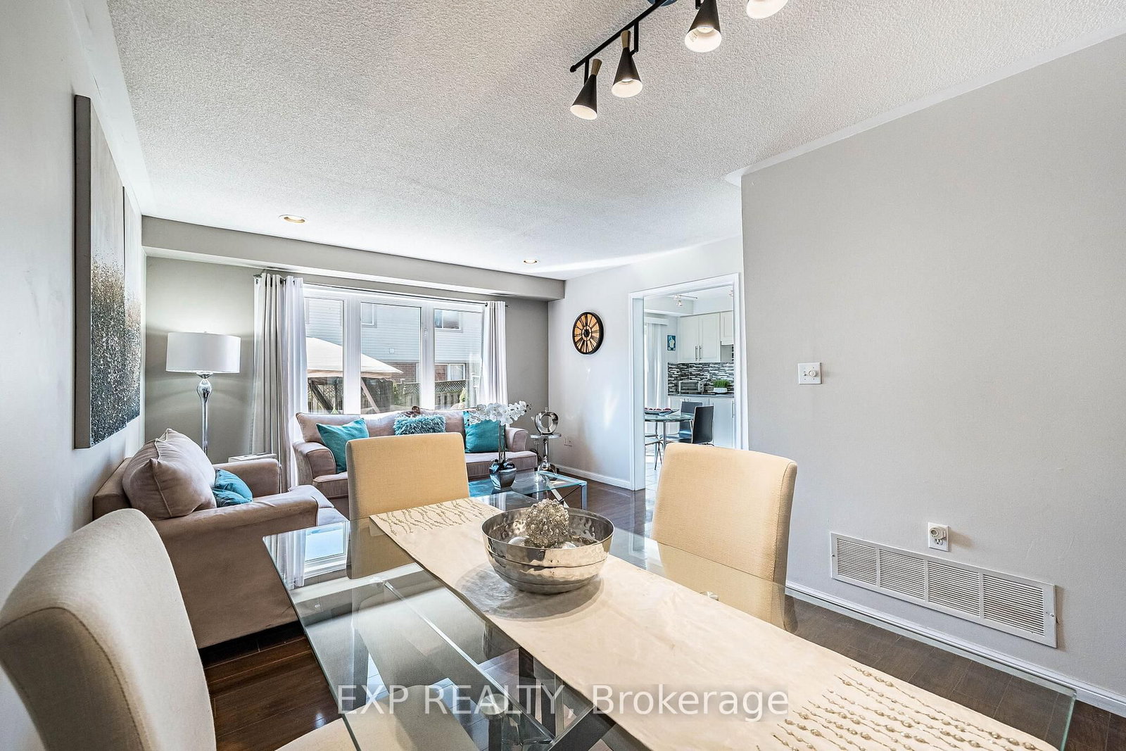 Semi-Detached House for sale at 53 Sweetwood Circle, Brampton, Ontario, L7A 2X7 - Fletcher's Meadow - MLS: W13006352