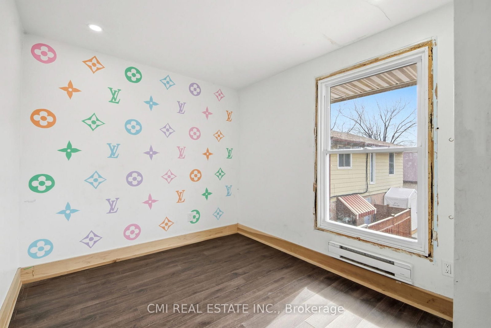 Detached House for sale at 8 Huronia Court, Brampton, Ontario, L6S 2C7 - Central Park - MLS: W13006368