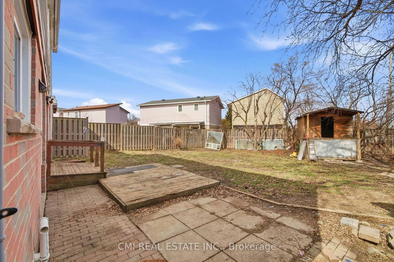 Detached House for sale at 8 Huronia Court, Brampton, Ontario, L6S 2C7 - Central Park - MLS: W13006368