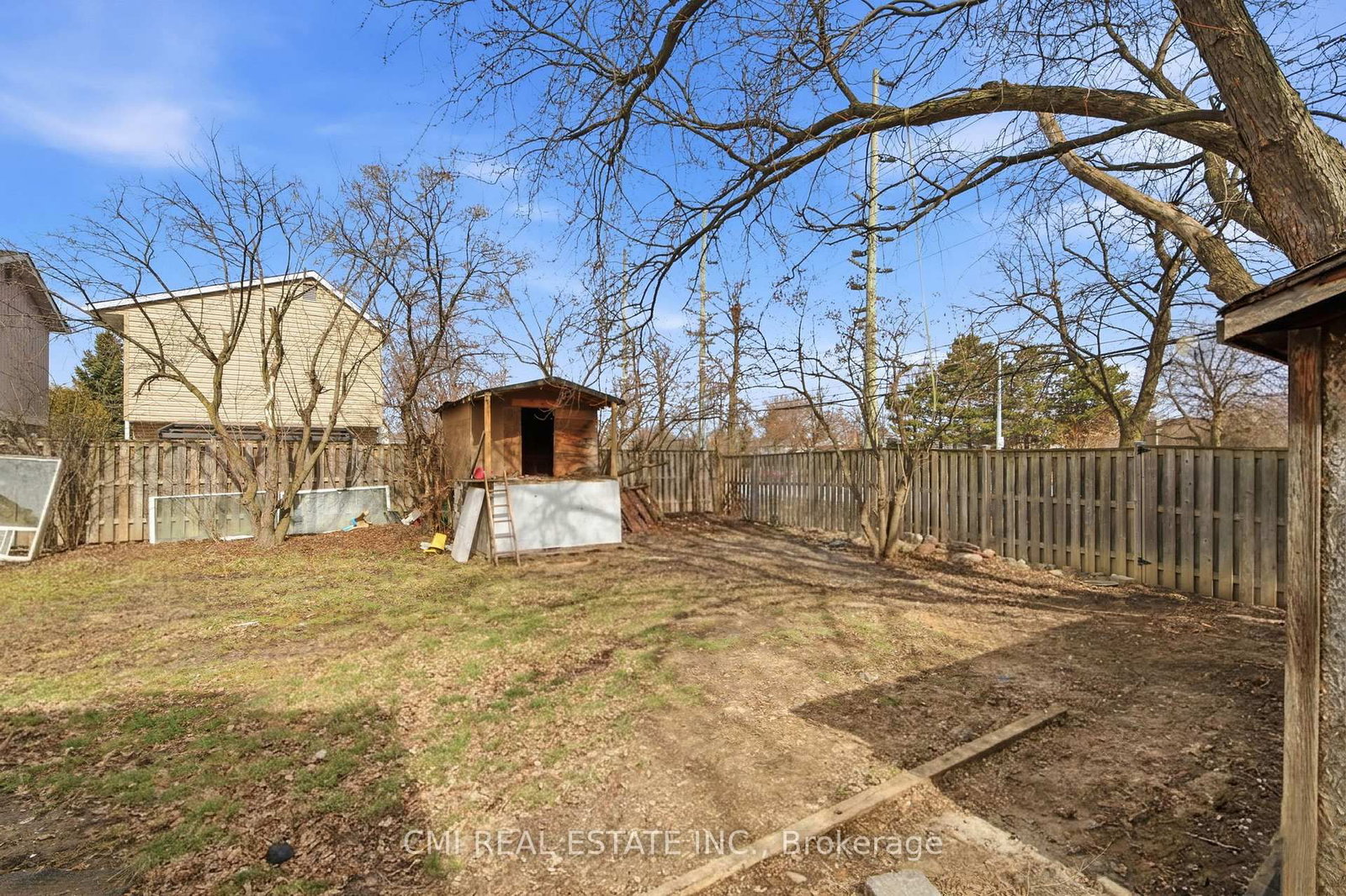 Detached House for sale at 8 Huronia Court, Brampton, Ontario, L6S 2C7 - Central Park - MLS: W13006368