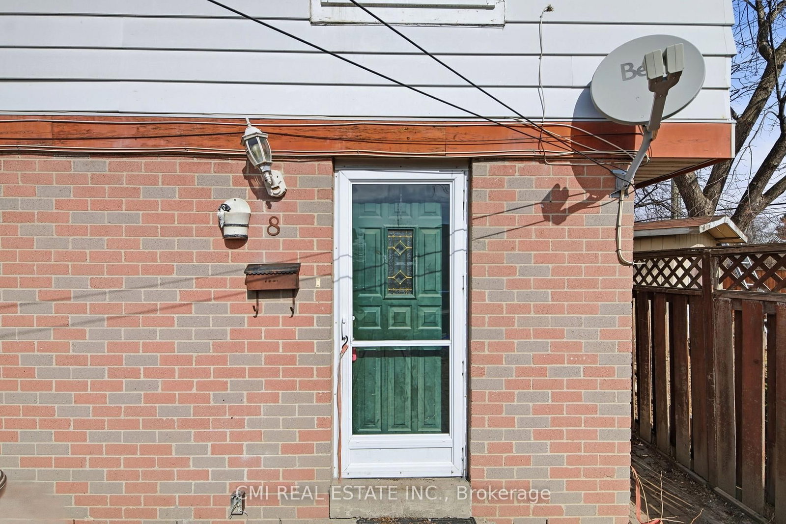 Detached House for sale at 8 Huronia Court, Brampton, Ontario, L6S 2C7 - Central Park - MLS: W13006368