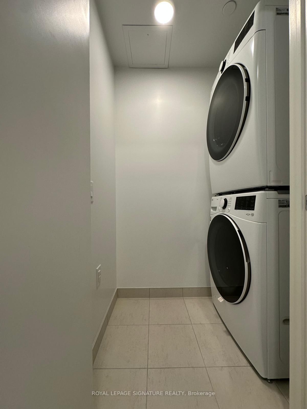 395 Square One Drive, Unit 213 - Photo 20