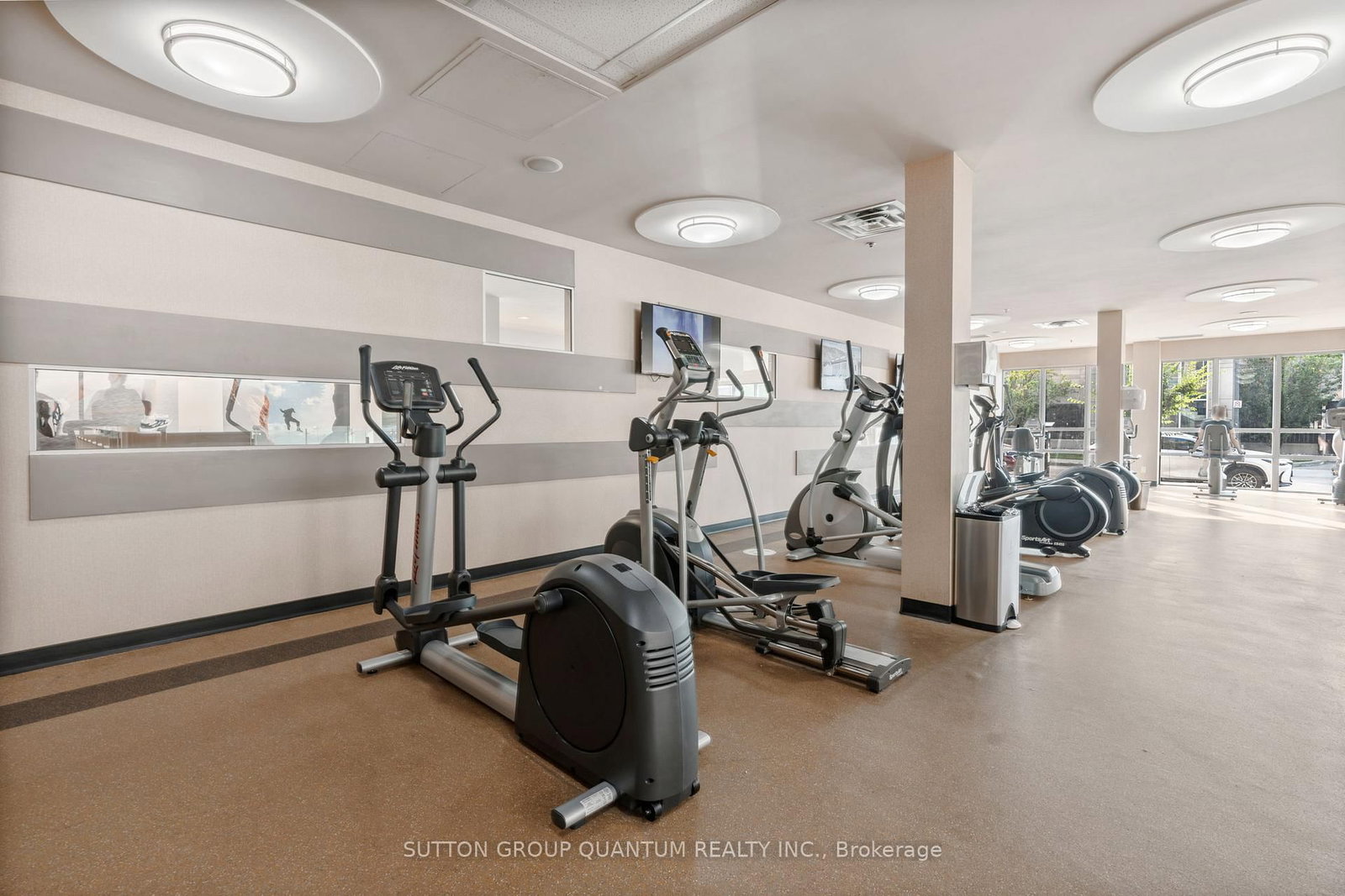 90 Absolute Avenue, Unit 302 - Photo 25