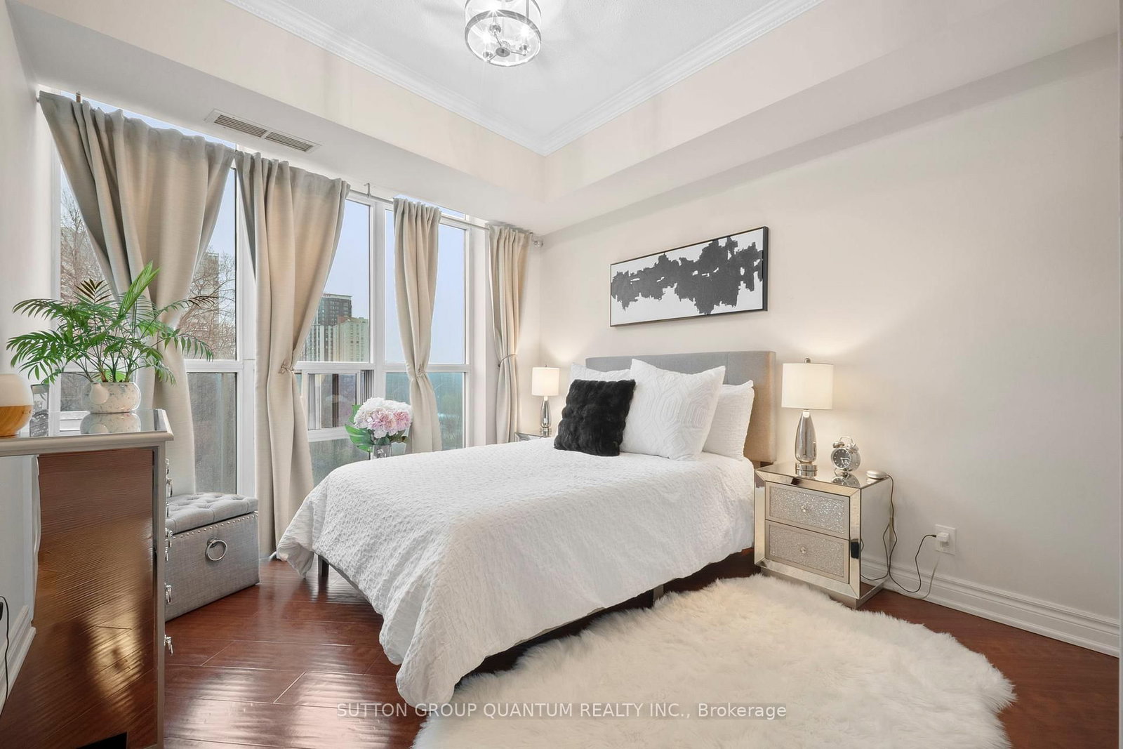 90 Absolute Avenue, Unit 302 - Photo 8