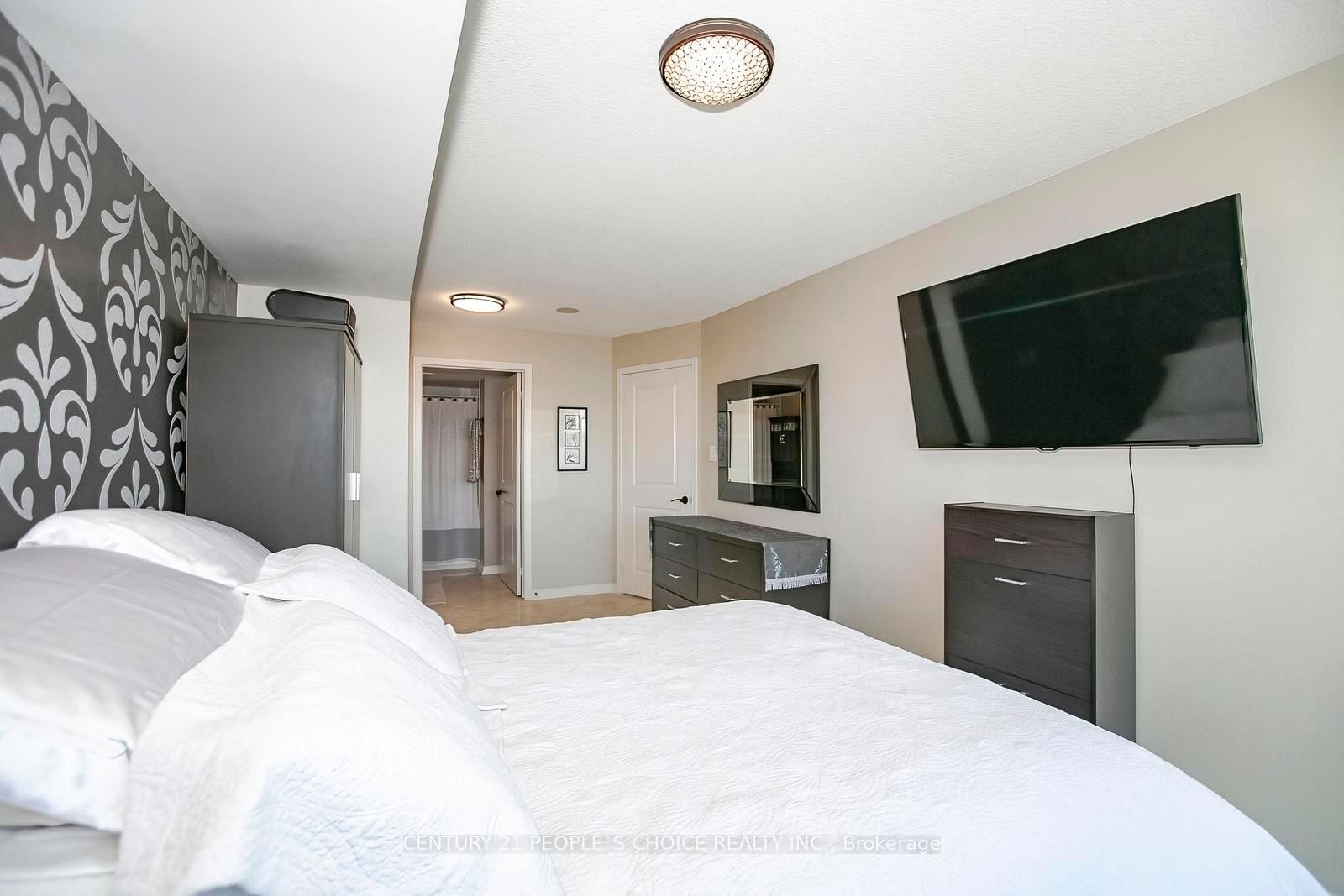 9 George Street, Unit 1512 - Photo 25