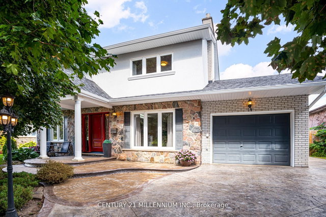 14 Greystone Crescent