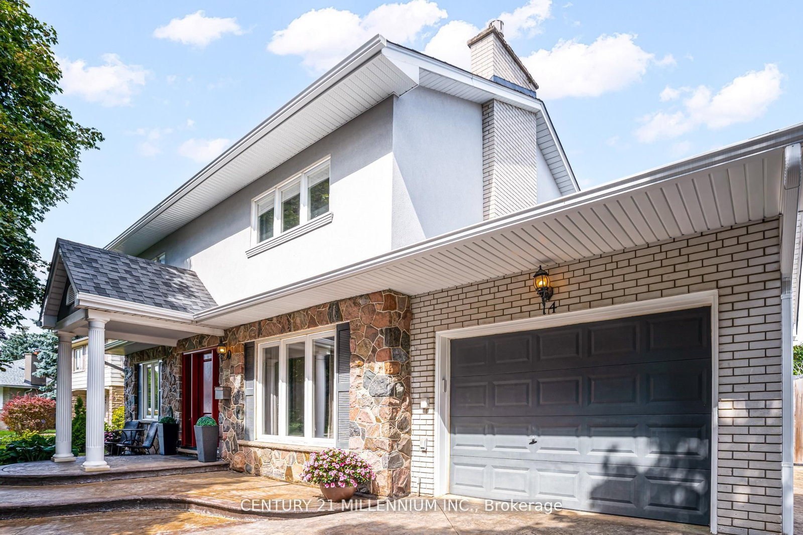 14 Greystone Crescent - Photo 2