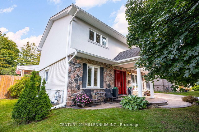 14 Greystone Crescent