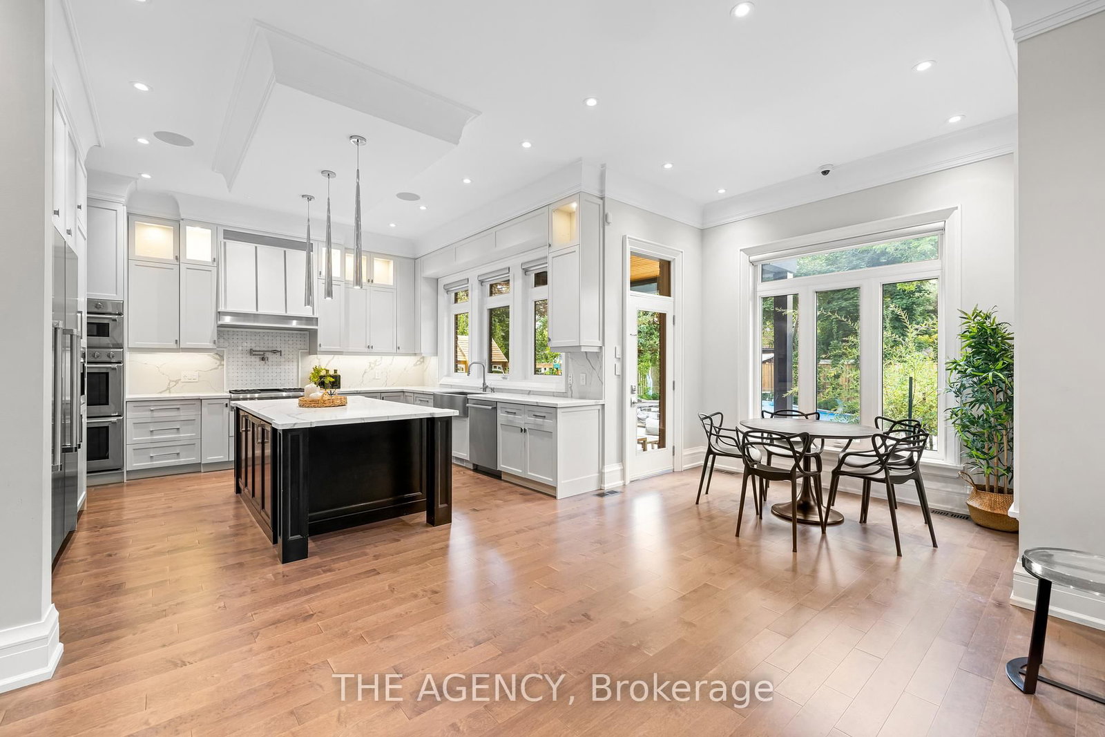 Detached House for sale at 11 Burrows Avenue, Toronto, Ontario, M9B 4W8 - Islington-City Centre West - MLS: W13006670