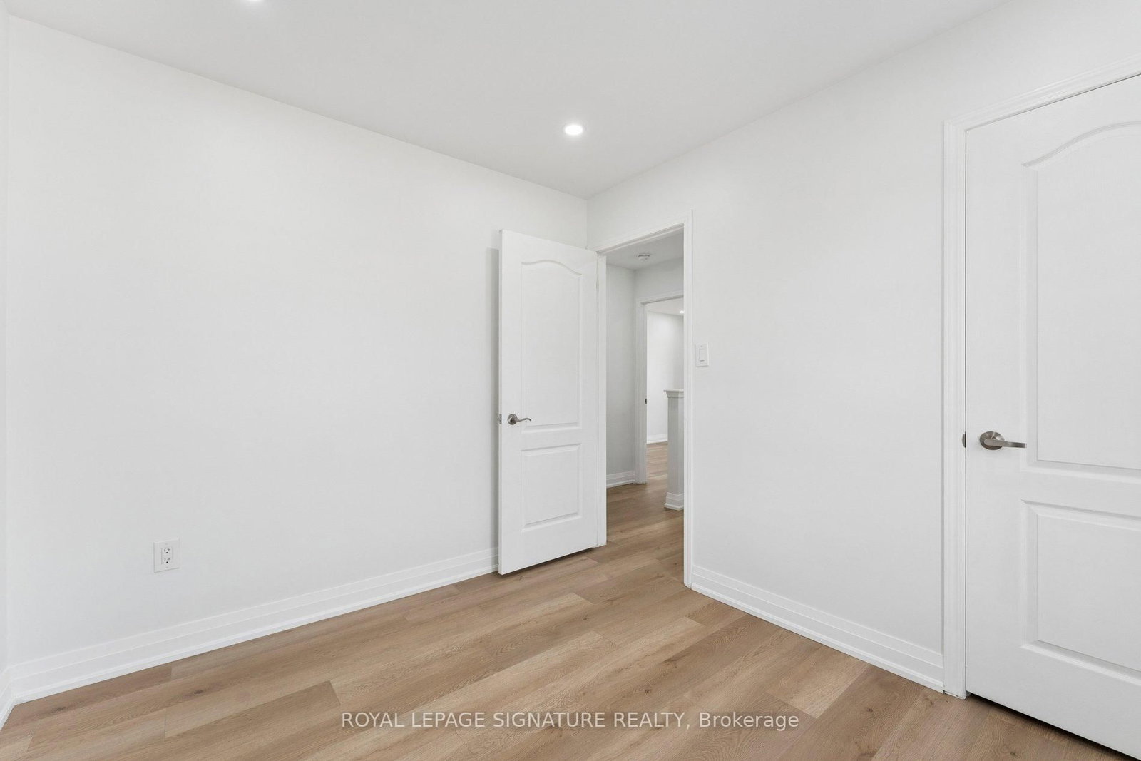 122 Baycliffe Crescent - Photo 33