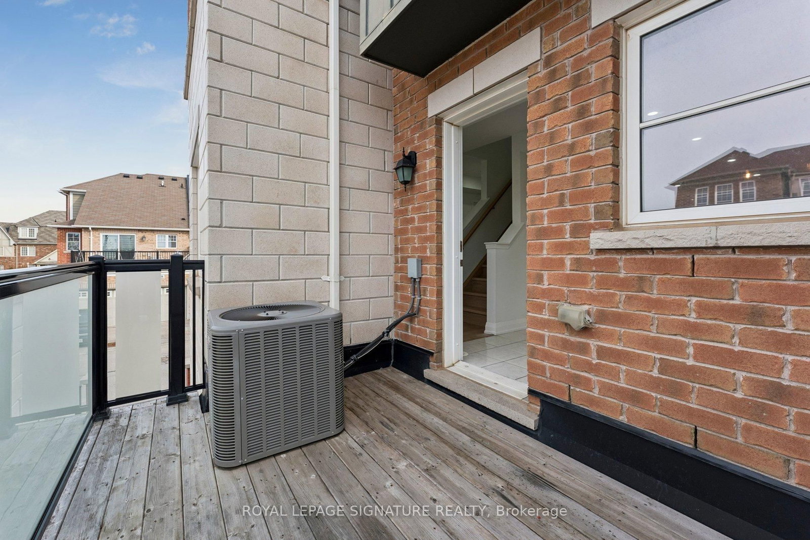 122 Baycliffe Crescent - Photo 44