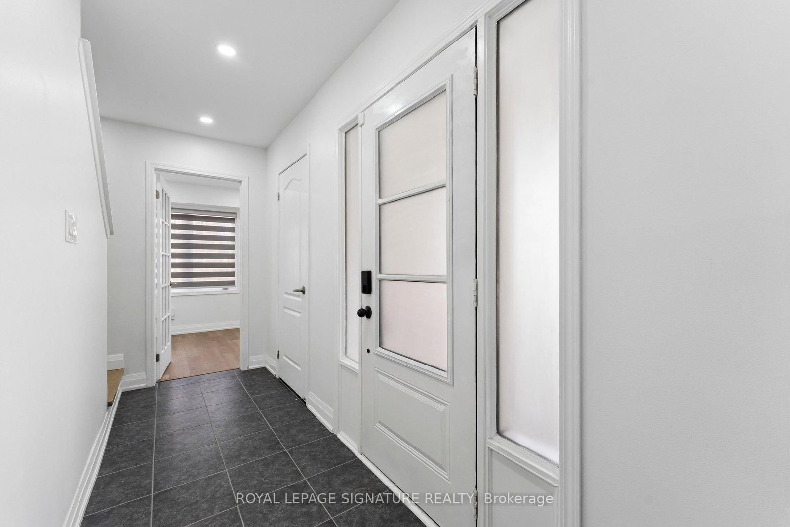 122 Baycliffe Crescent - Photo 9