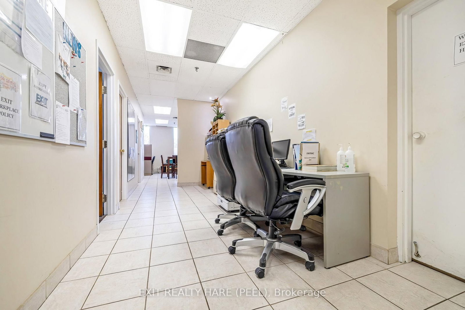 134 Queen Street E - Photo 13