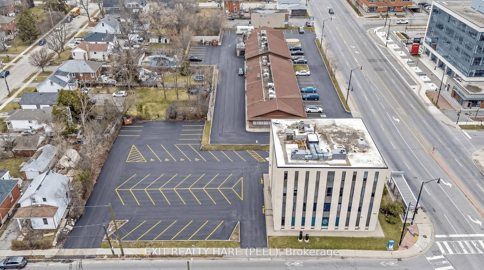 134 Queen Street E - Photo 3