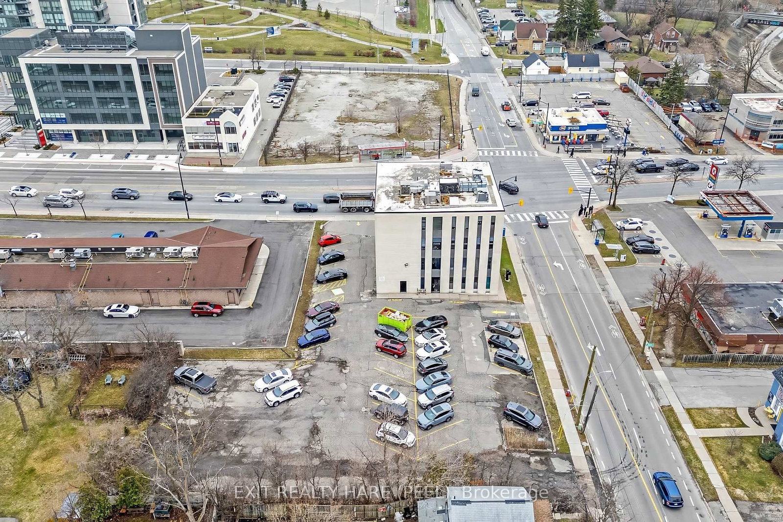 134 Queen Street E - Photo 48