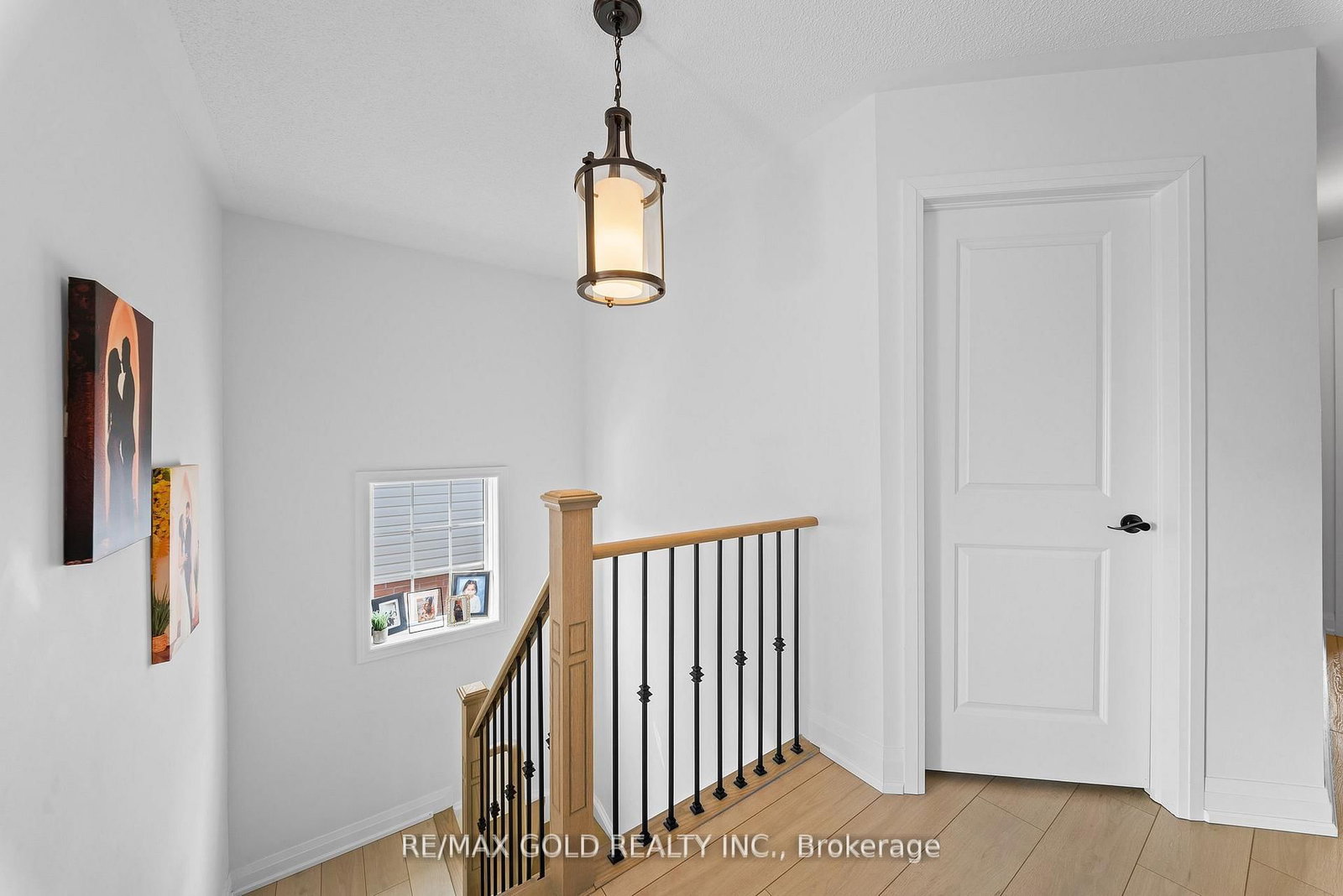 Detached House for sale at 18 Russell Street, Halton Hills, Ontario, L7G 5Y7 - Georgetown - MLS: W13006792