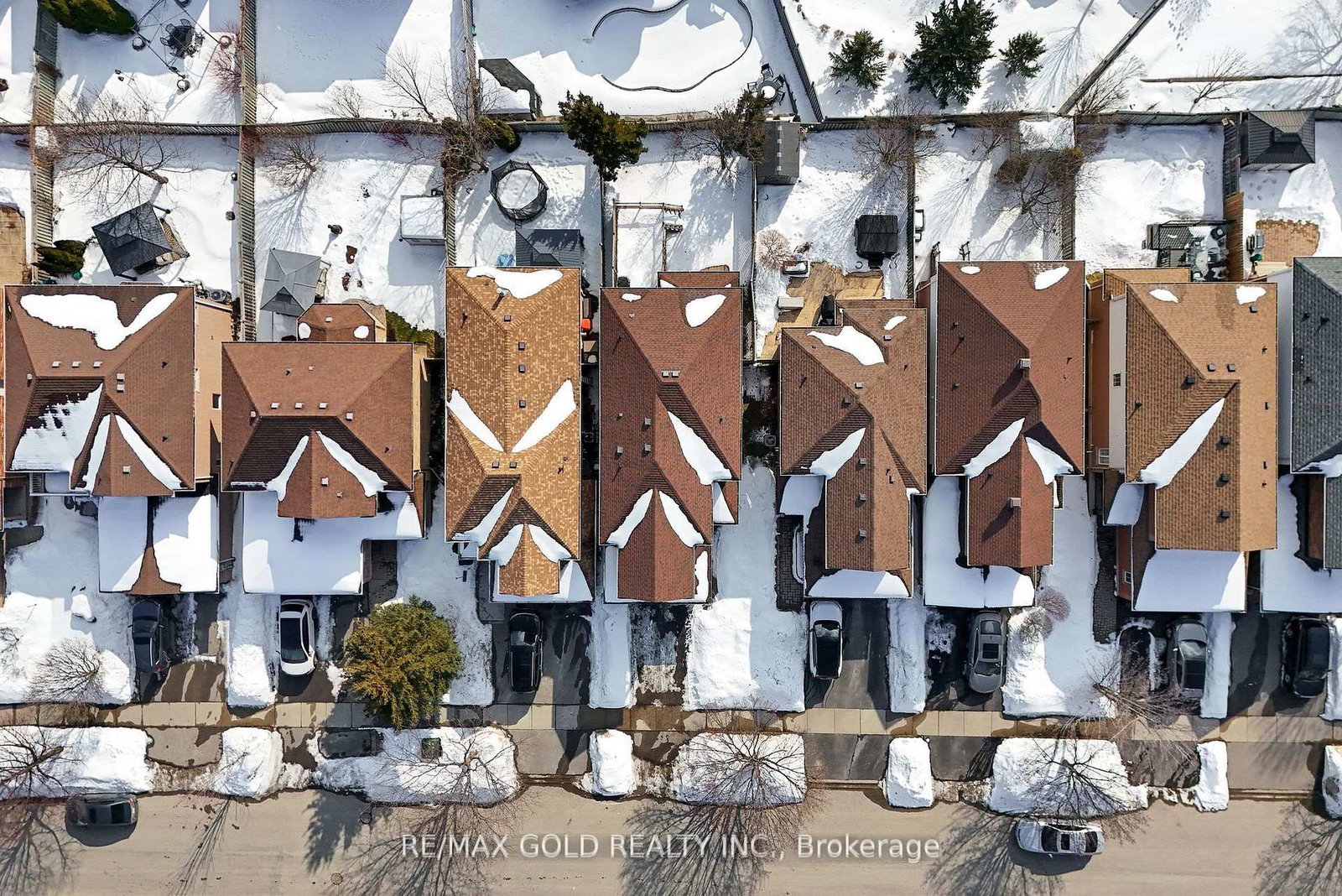 Detached House for sale at 18 Russell Street, Halton Hills, Ontario, L7G 5Y7 - Georgetown - MLS: W13006792