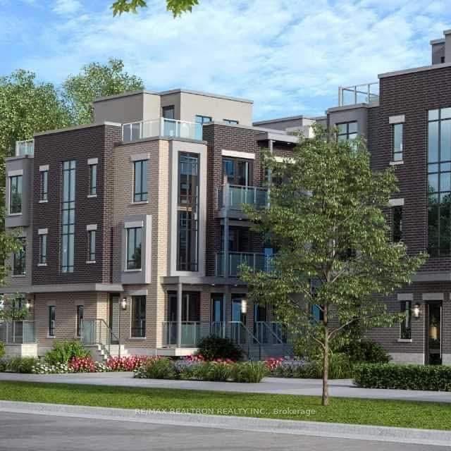 73 - 721 Lawrence Avenue W