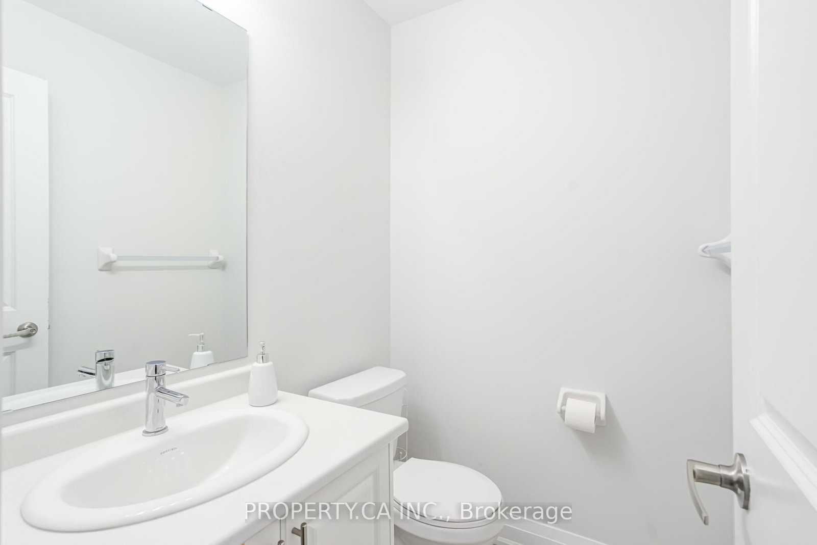 1776A Lawrence Avenue W, Unit 2 - Photo 17