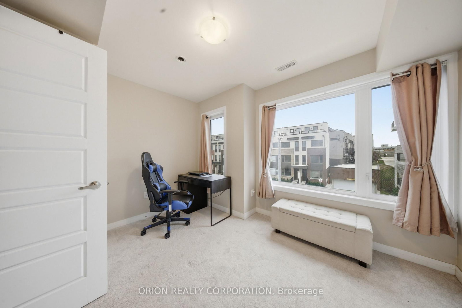 Townhouse for sale at 152 Frederick Tisdale Drive, Toronto, Ontario, M3K 0A8 - Downsview-Roding-CFB - MLS: W13006934