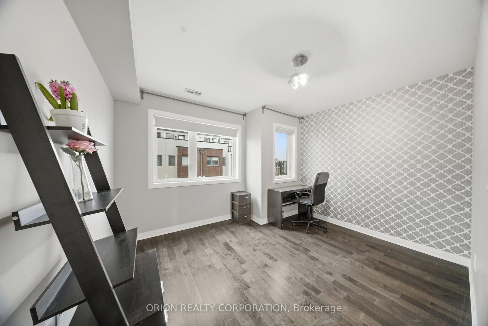 Townhouse for sale at 152 Frederick Tisdale Drive, Toronto, Ontario, M3K 0A8 - Downsview-Roding-CFB - MLS: W13006934