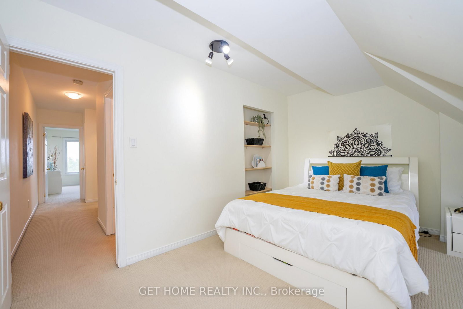 840 Dundas Street W, Unit 25 - Photo 35