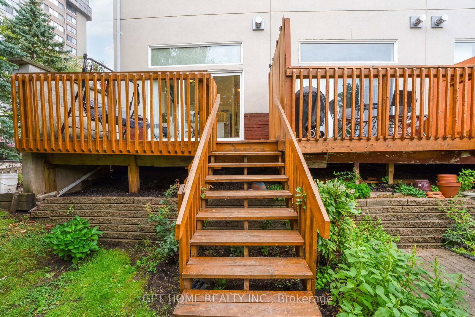 840 Dundas Street W, Unit 25 - Photo 41