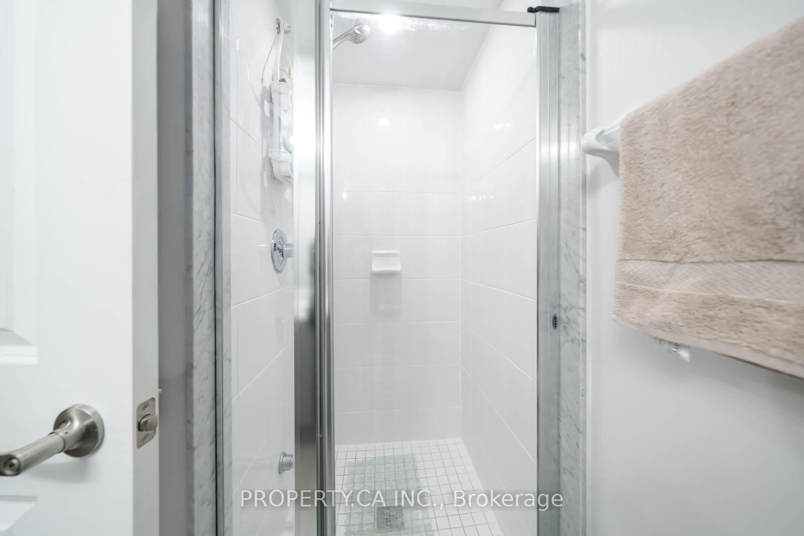 1776A Lawrence Avenue W, Unit 1 - Photo 12