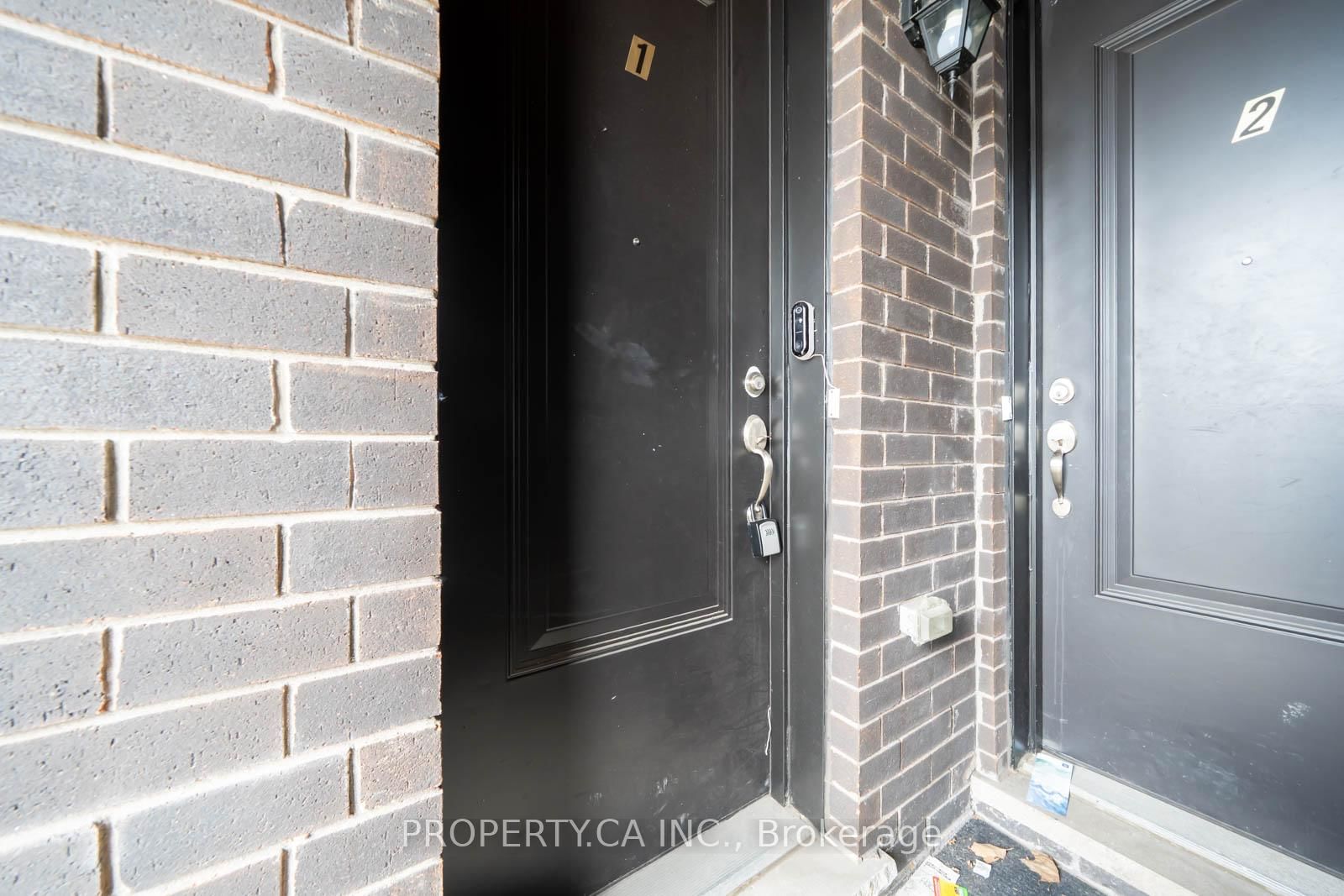 1776A Lawrence Avenue W, Unit 1 - Photo 15