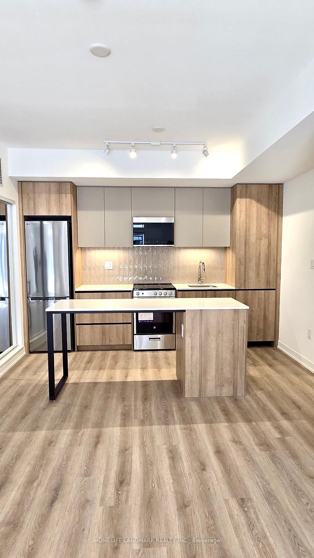 30 All Nations Drive, Unit 107 - Photo 3