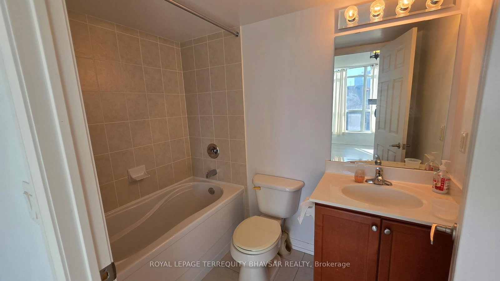 220 Forum Drive, Unit 304 - Photo 26