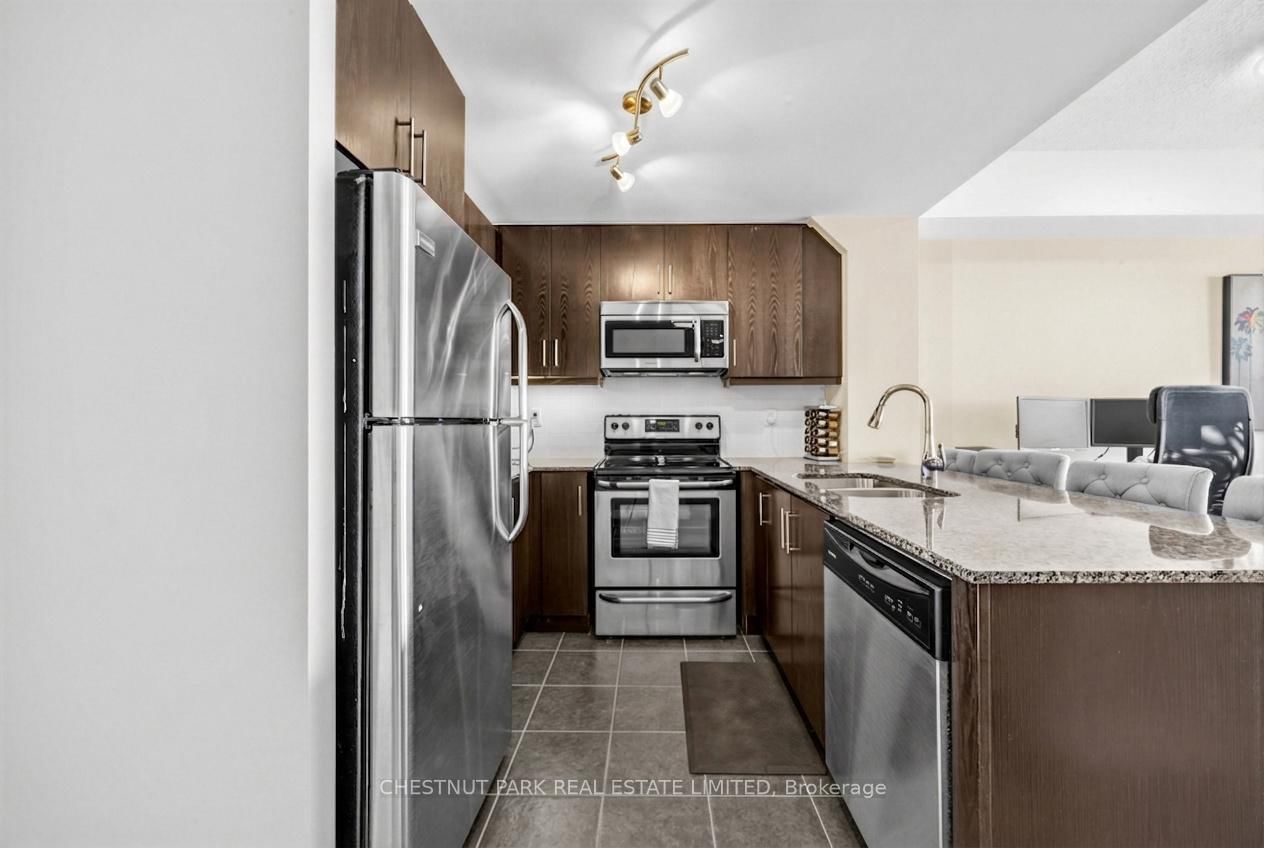 15 James Finlay Way, Unit 613 - Photo 7