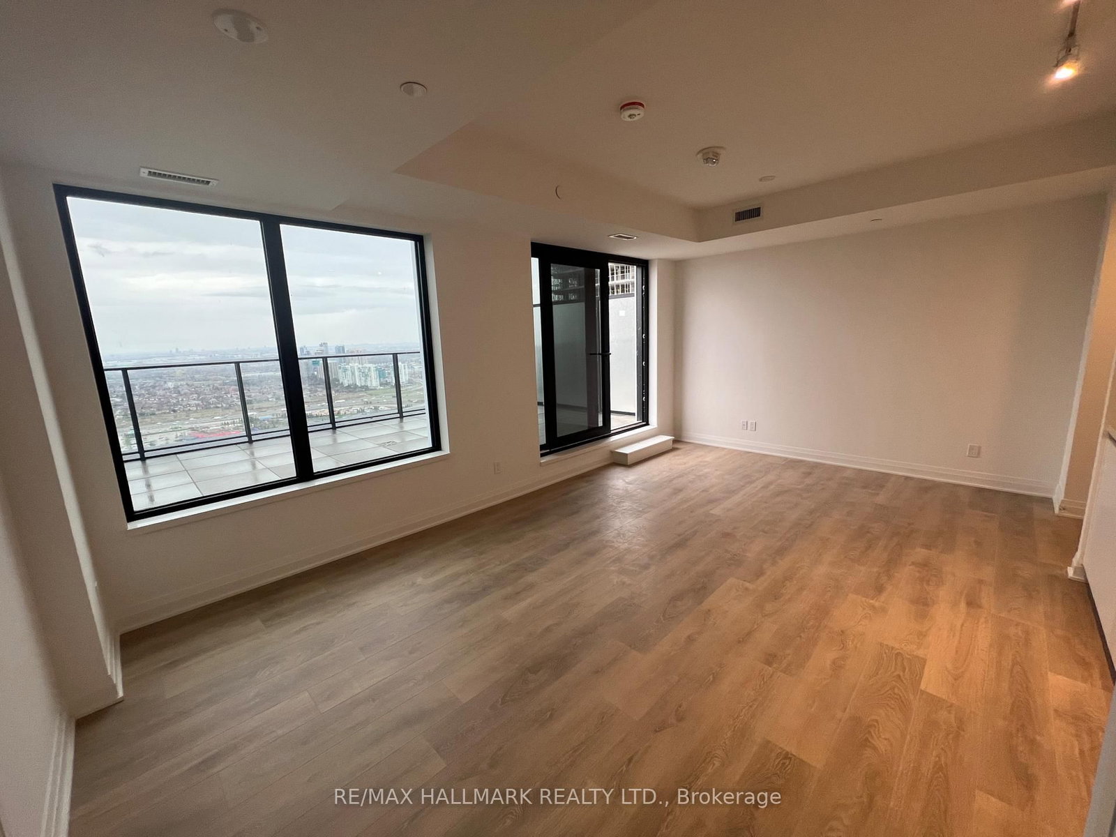 4015 The Exchange, Unit 4307 - Photo 14
