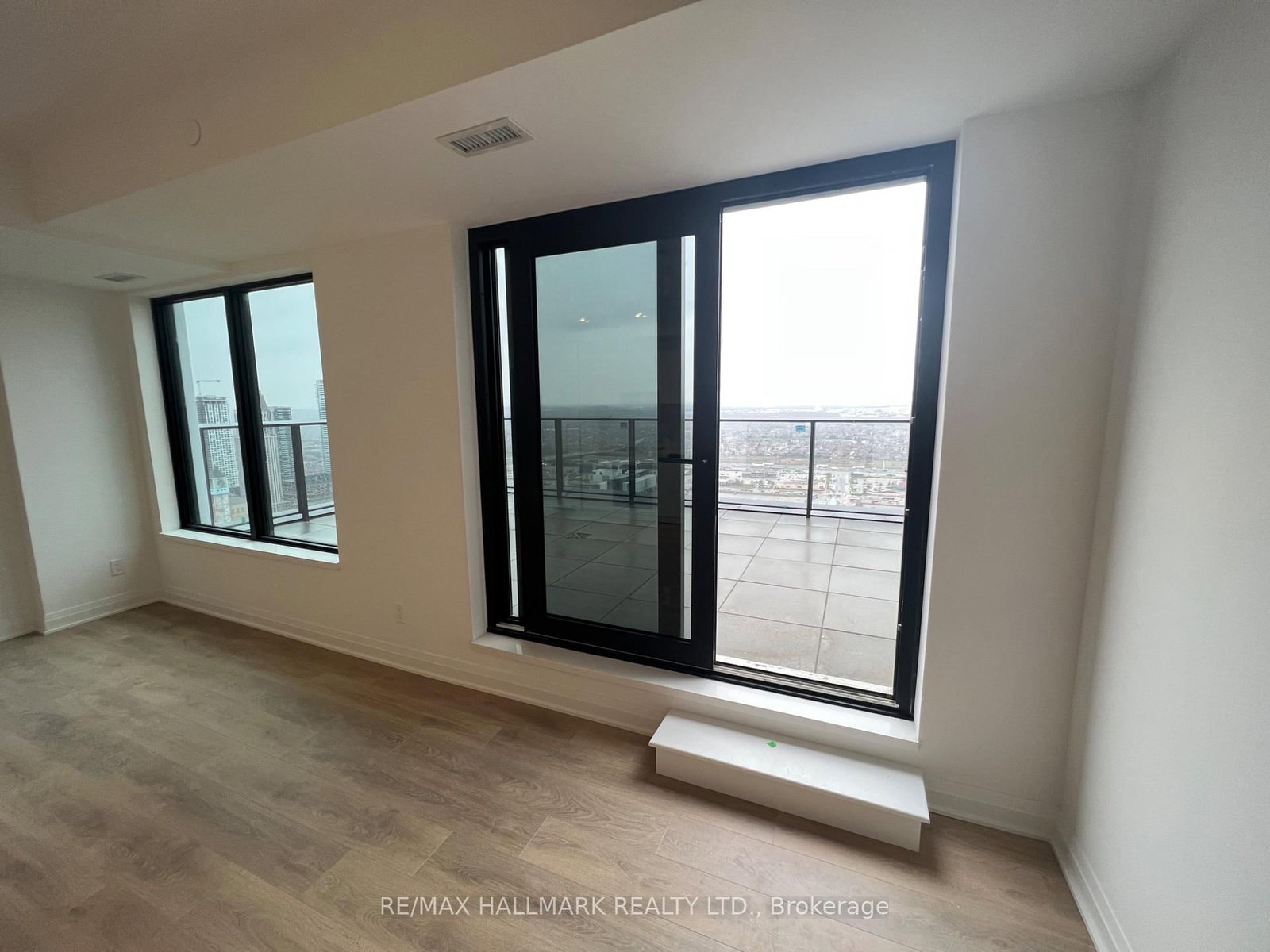 4015 The Exchange, Unit 4307 - Photo 23