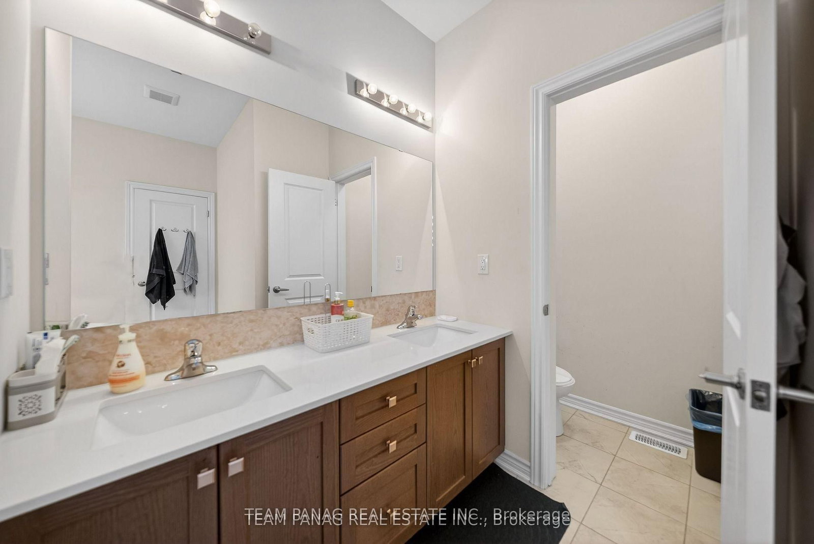 Detached House for sale at 119 Petch Avenue, Caledon, Ontario, L7C 1Z9 - Rural Caledon - MLS: W13007200